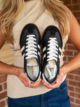 Cyclone Leather Black/White Sneakers