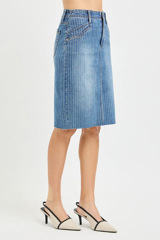 In the Moment Mid Rise Skirt